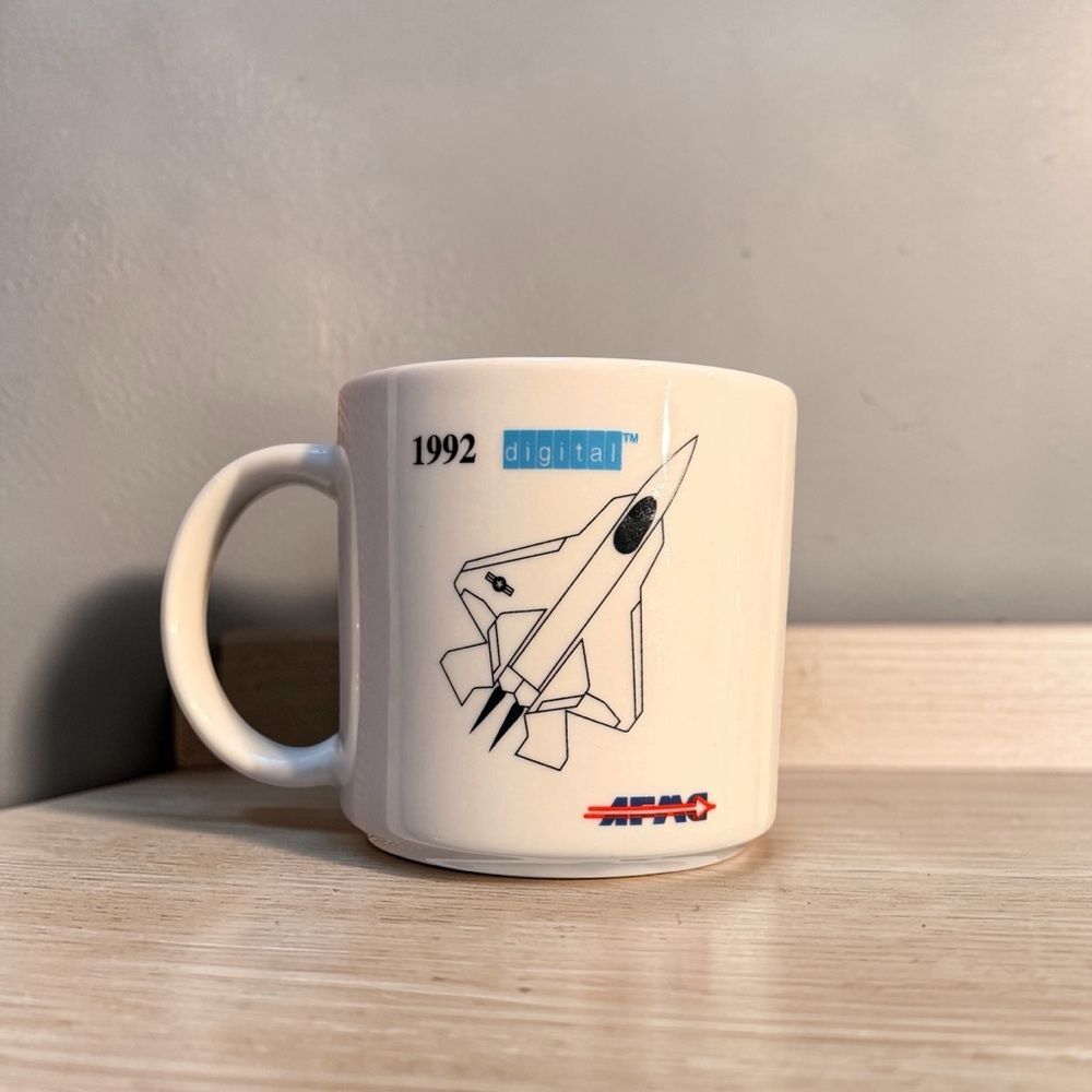 1992 AFMC Air Force Materiel Command DEC F-22 Commemorative Coffee Mug Rare